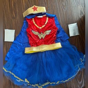 Wonder Woman kids costume. Medium- (5-6t) smoke free pet free. Worn once.